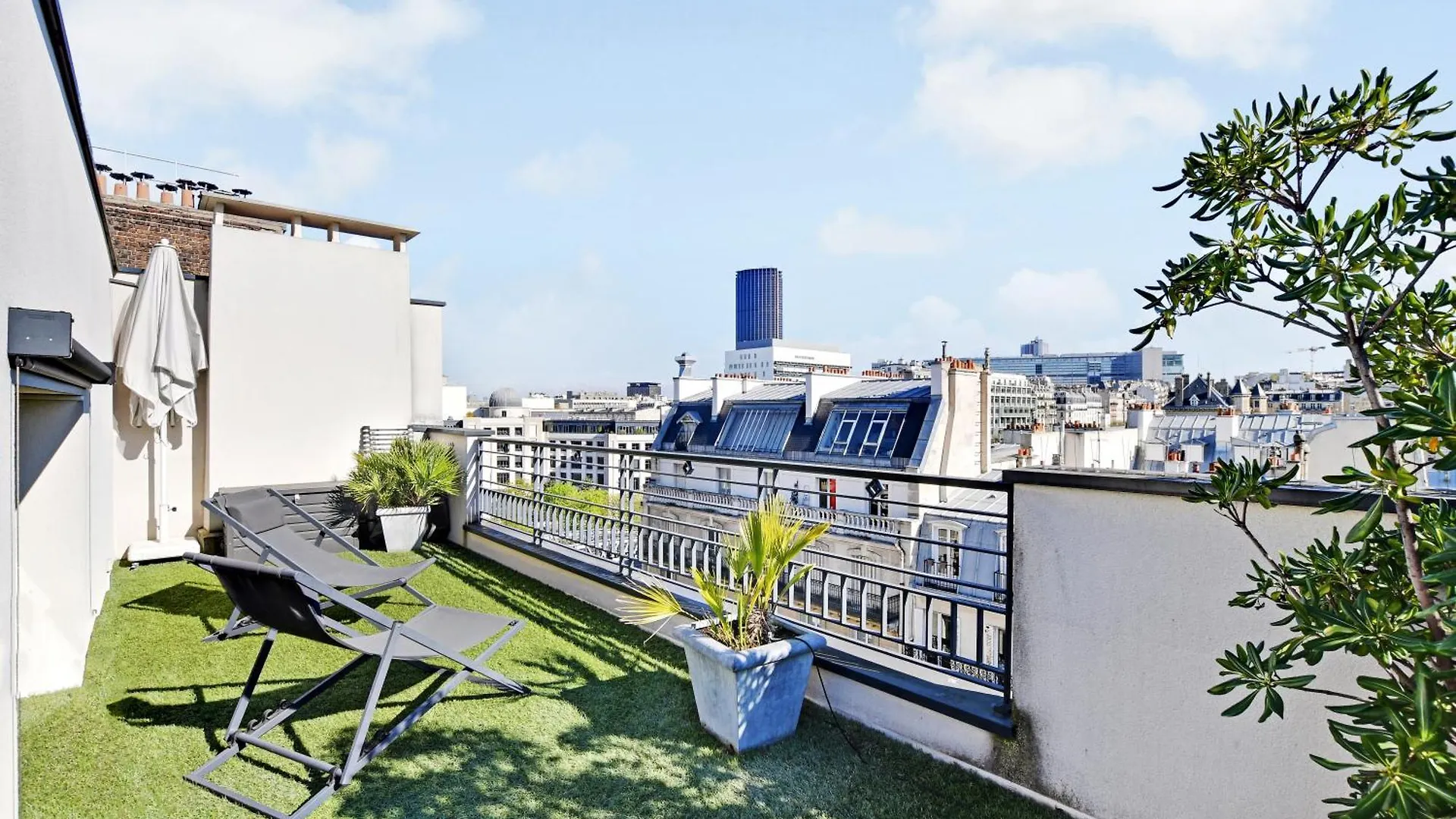 Invalides - Breteuil Apartment *